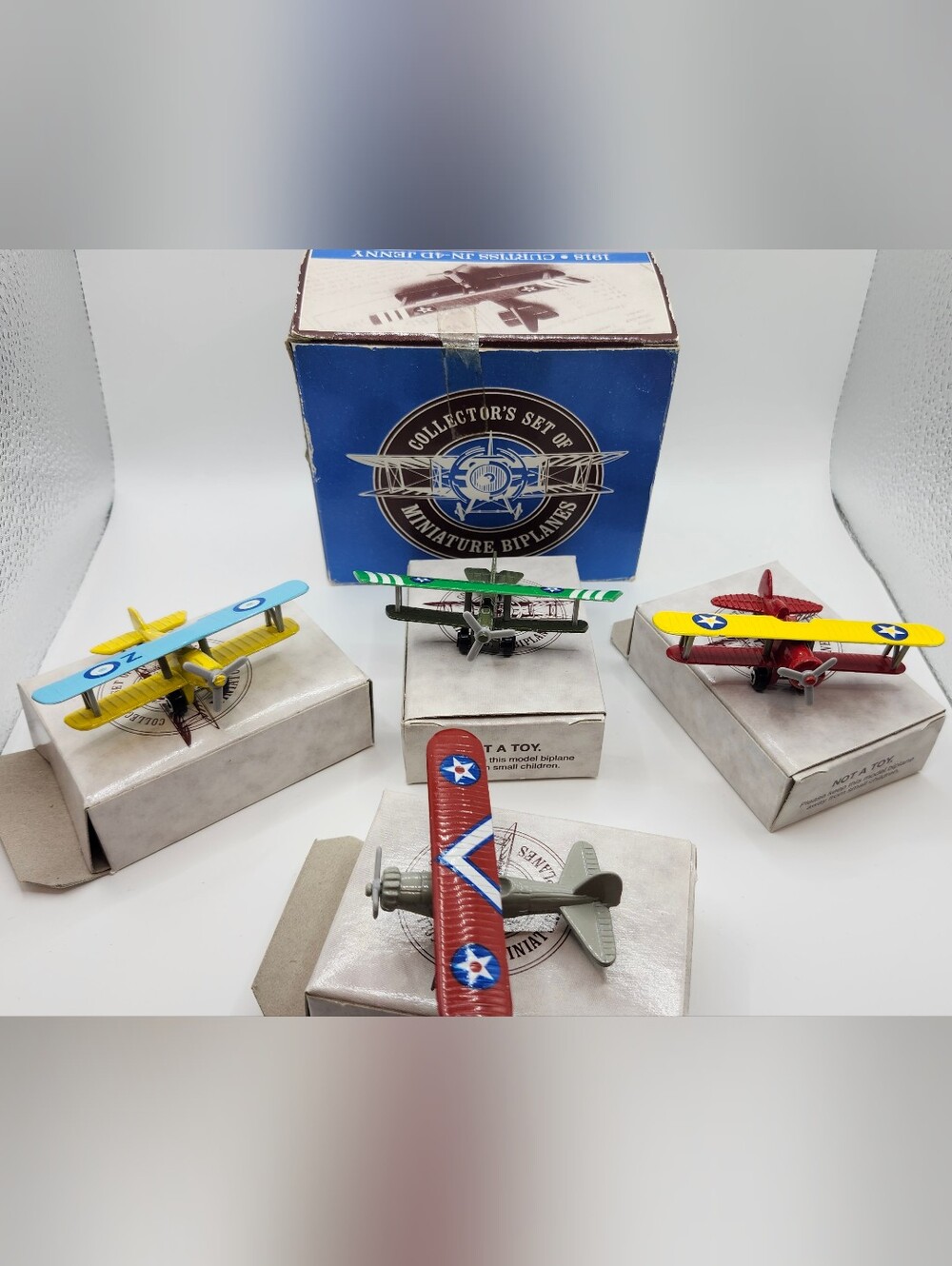Vintage Readers Digest Miniature Biplanes Complete Set of 4 Diecast Plane IN BOX